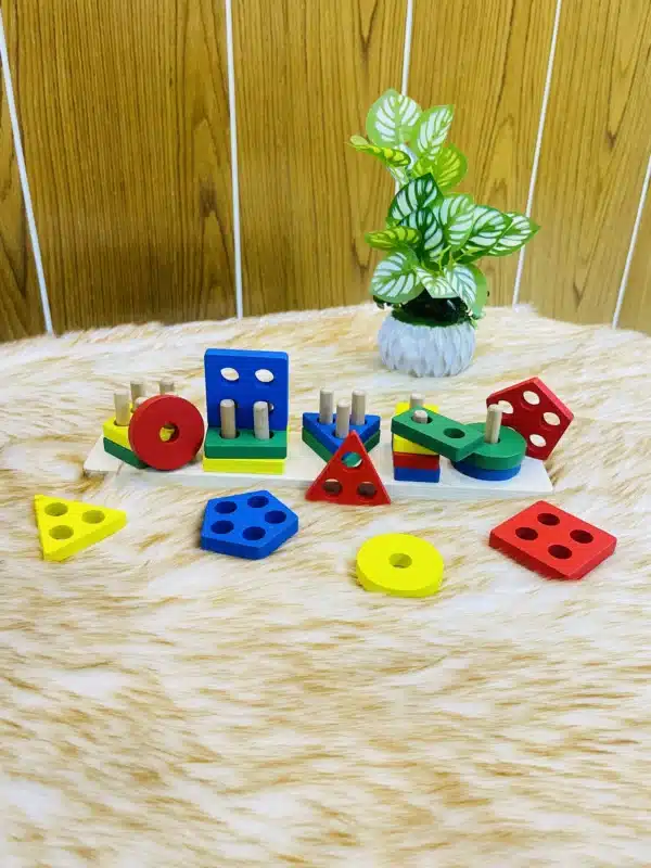 Geometric Five Column Wooden Puzzle Toy - Image 2